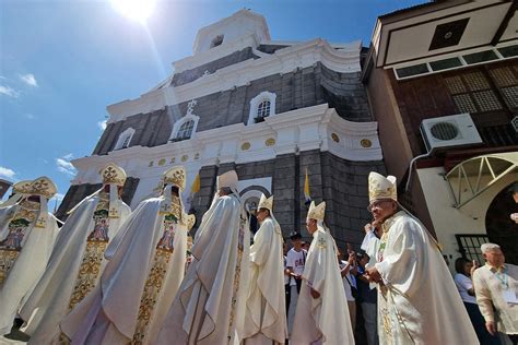 gapan church|Minor Basilica & National Shrine of La Virgen Divina .
